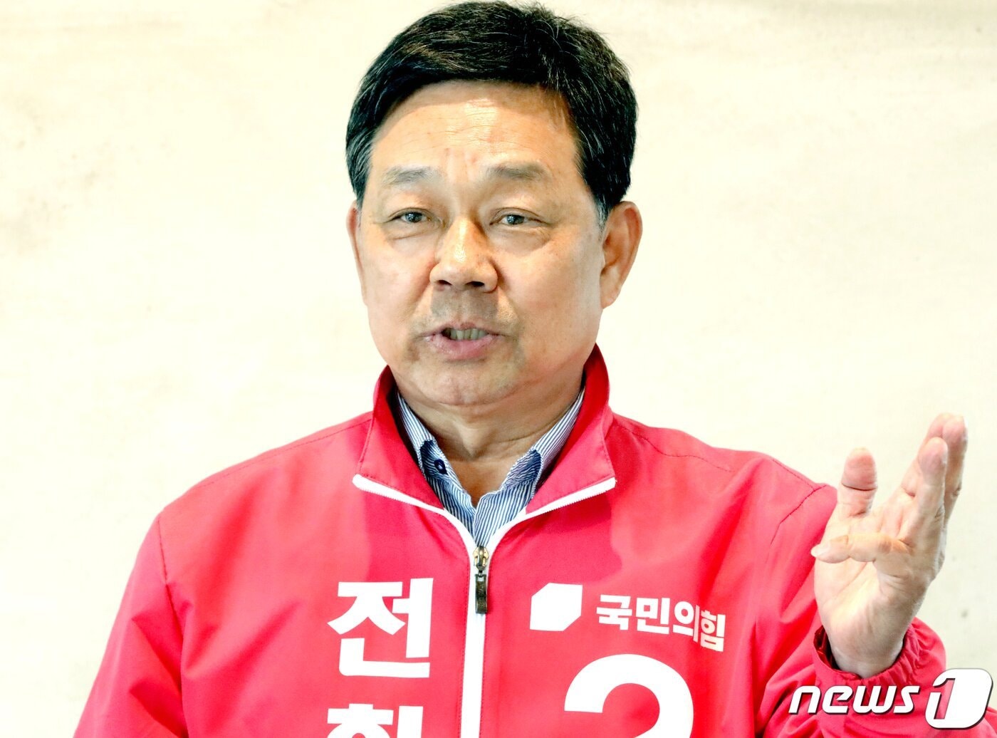 전화식 전 성주 부군수가 세번째로 군수 선거에 도전장을 냈다. 2026.3.27/뉴스1