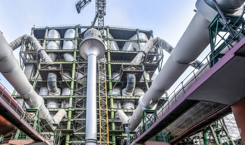 북한 노동당 기관지 노동신문은 28일 "상원세멘트련합기업소가 당 제9차 대회 이후 일평균 115%의 세멘트(시멘트) 생산 실적을 기록했다＂고 보도했다. [국내에서만 사용가능. 재배포 금지. DB 금지. For Use Only in the Republic of Korea. Redistribution Prohibited] rodongphoto@news1.kr