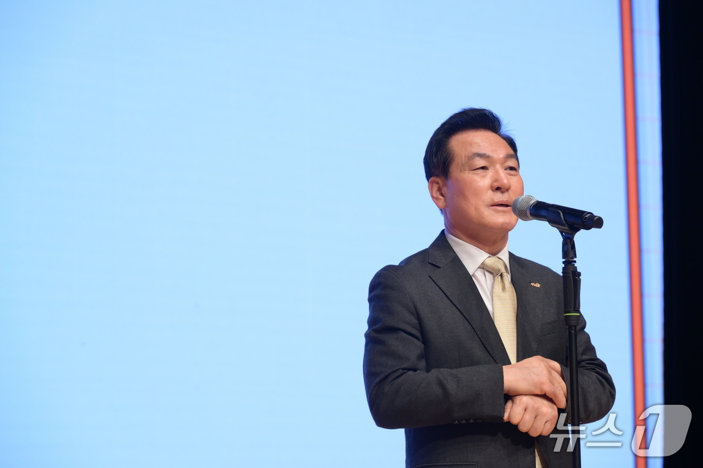 백성현 논산시장 월례모임 모습. (논산시 제공.재판매 및 DB금지)/뉴스1