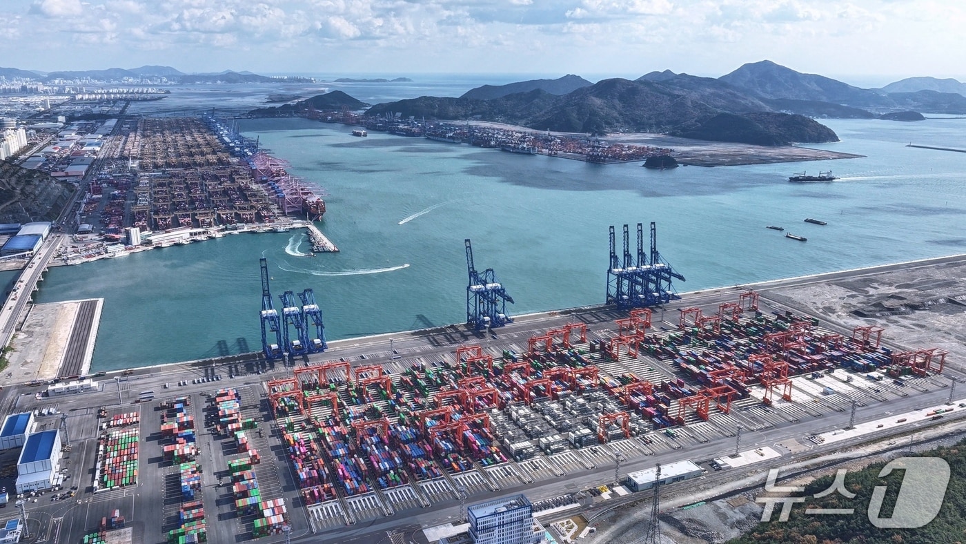 부산항 신항 7부두 전경 (BPA 제공. 재판매 및 DB금지)
