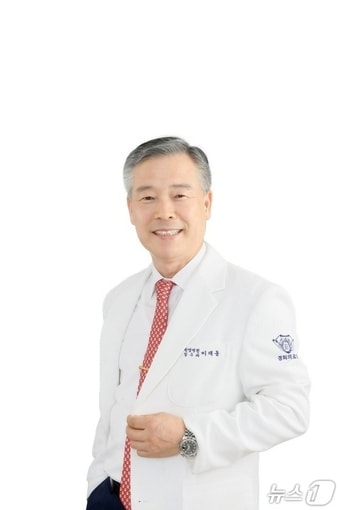 이재동 경희대한방병원 침구과 교수가 대한한의학회 제40대 신임 회장으로 취임했다.(경희대한방병원 제공)