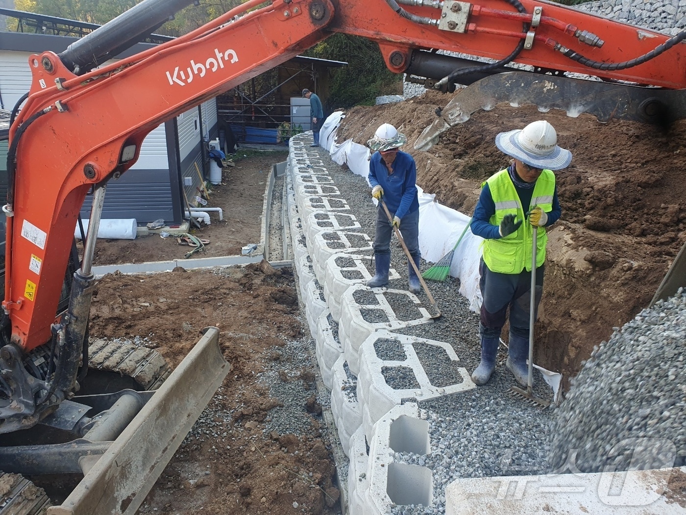 경북도는 31일 초대형 산불 발생 1년을 맞아 피해지역 마을공동체 재건 사업을 본격 추진하는 한편, 산불 예방을 위한 선제적 재난안전대책본부를 가동했다. /뉴스1