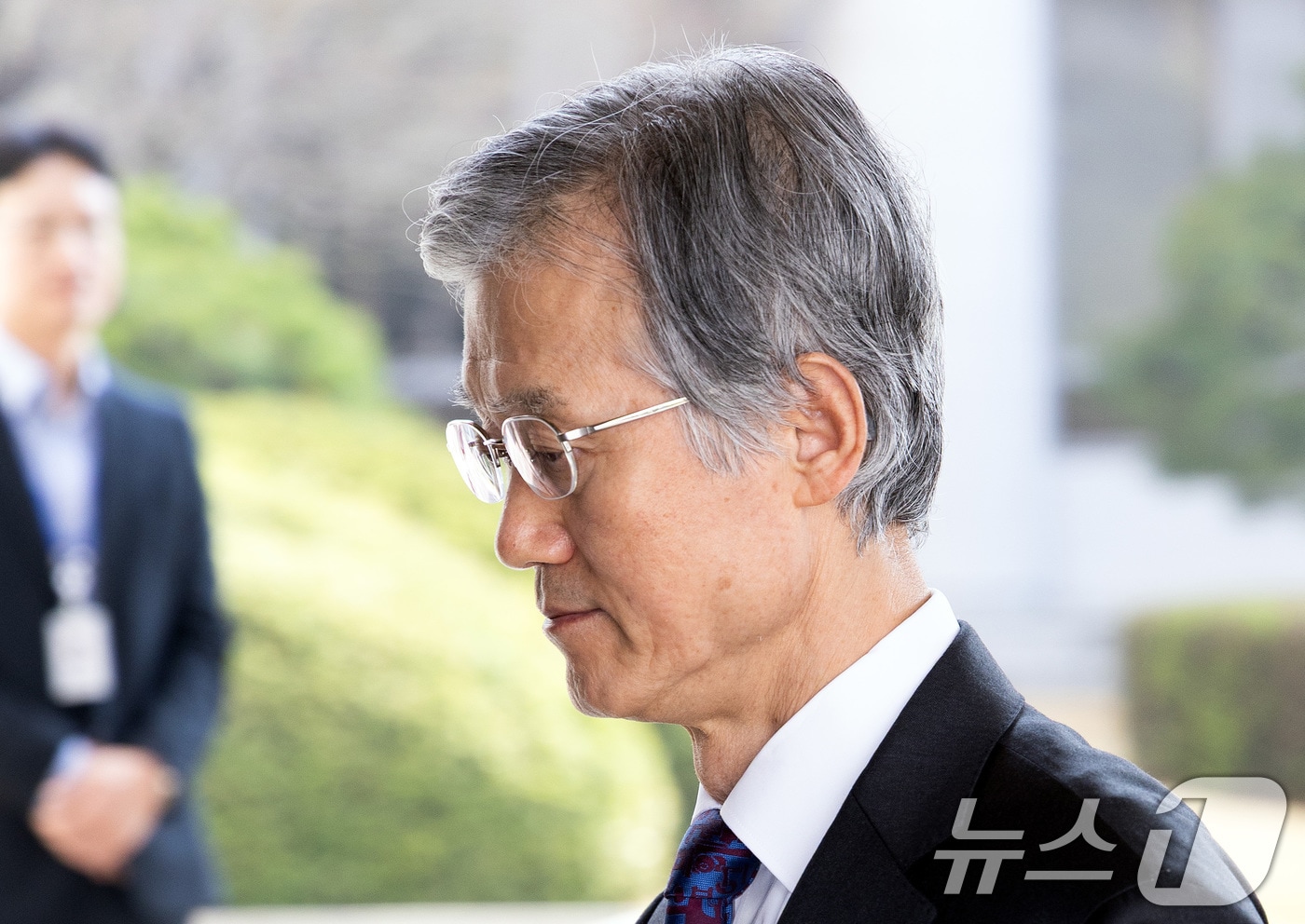 조희대 대법원장이 31일 오전 서울 서초구 대법원으로 출근하고 있다. 2026.3.31 ⓒ 뉴스1 최지환 기자