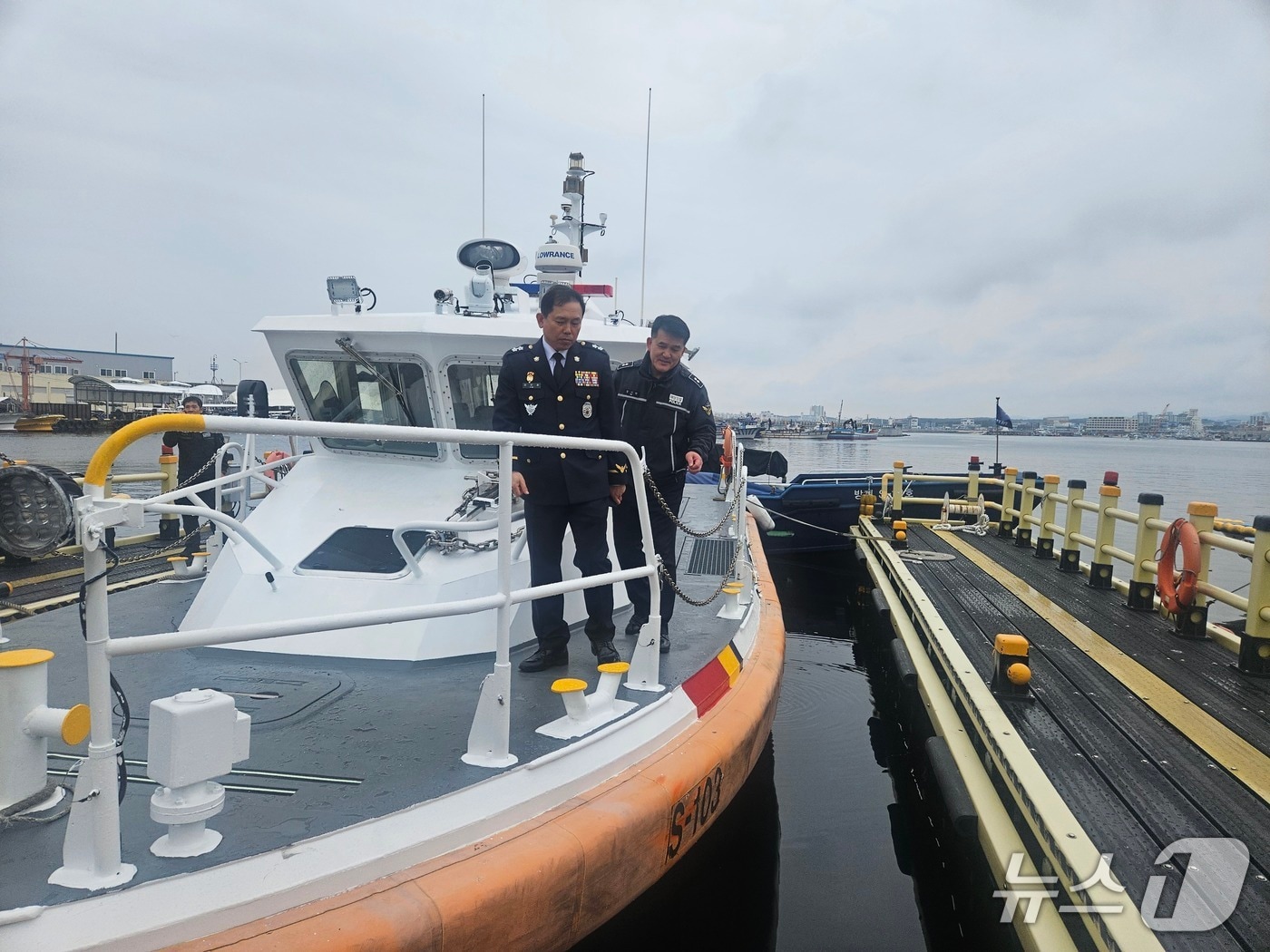 현장 점검하는 김인창 동해해양경찰청장.(동해해경청 제공, 재판매 및 DB 금지) 2026.3.31/뉴스1