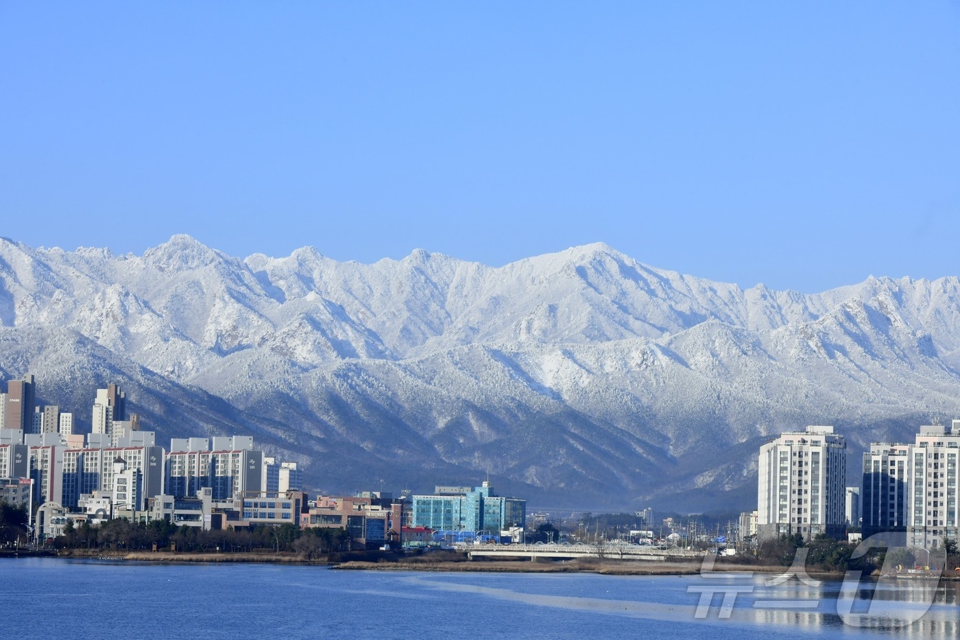 눈 쌓인 강원 속초 설악산.(뉴스1 DB) 
