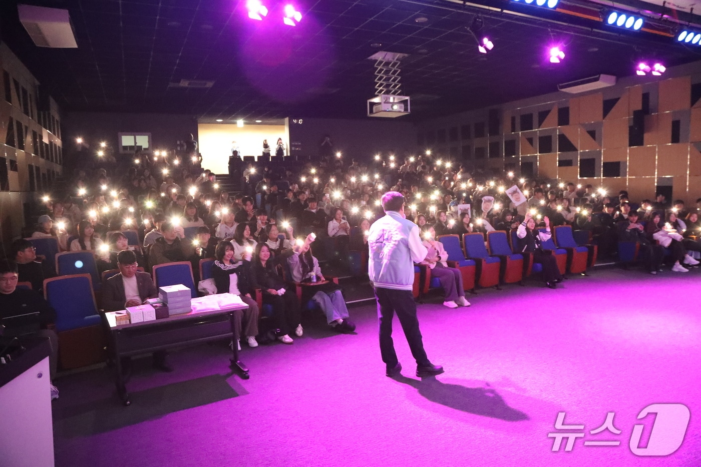 4일 한림성심대 도헌대강당에서 신입생 오리엔테이션이 개최됐다. 한림성심대는 2026학년도 신입생 모집에서 충원율 100%를 달성했다.(한림성심대 제공. 재판매 및 DB금지)/뉴스1