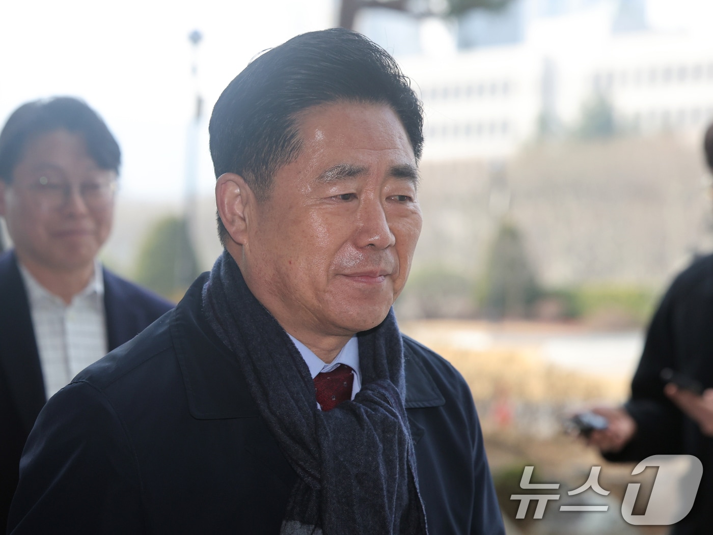 통일교 금품 수수 의혹을 받는 김규환 전 미래한국당 의원이 5일 오전 서울 서초구 고등검찰청에 마련된 검경 합동수사본부에 조사를 위해 출석하고 있다. 2026.3.5 ⓒ 뉴스1 황기선 기자