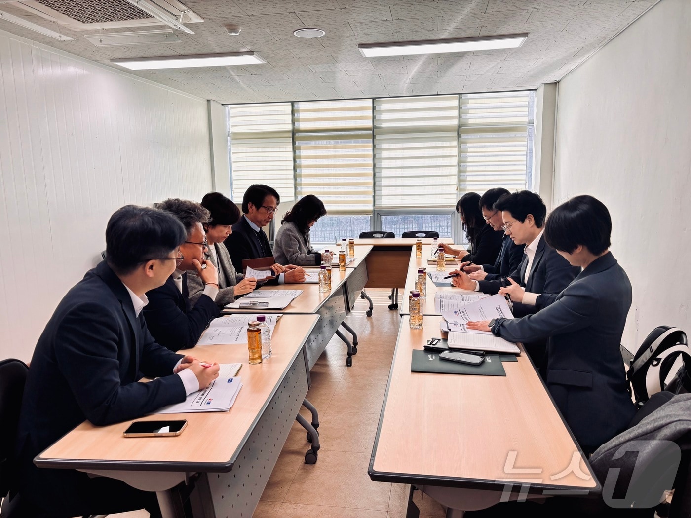 광주교육청과 전남교육청의 교육행정실무준비기구가 5일 광주교육청에서 첫 회의를 갖고 통합 논의를 진행하고 있다.(광주교육청 제공. 재배포 및 DB 금지)