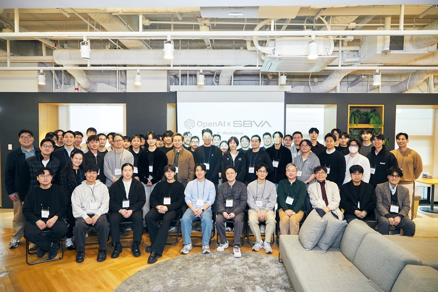 "최신 AI 전략 공유"...SBVA, 오픈AI 손잡고 포트폴리오사 밸류업 - 뉴스 썸네일 이미지