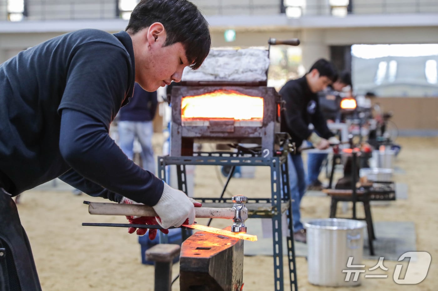 마사회, 말발굽 관리 전문인력 '장제교육생' 모집 - 뉴스 썸네일 이미지