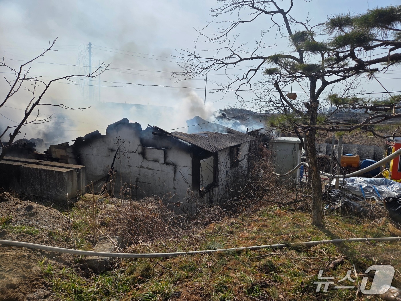 8일 오후 1시 13분께 전북 김제시 순동 단독주택에서 화재가 발생했다.(소방제공, 재판매 및 DB제공)2026.9/뉴스1