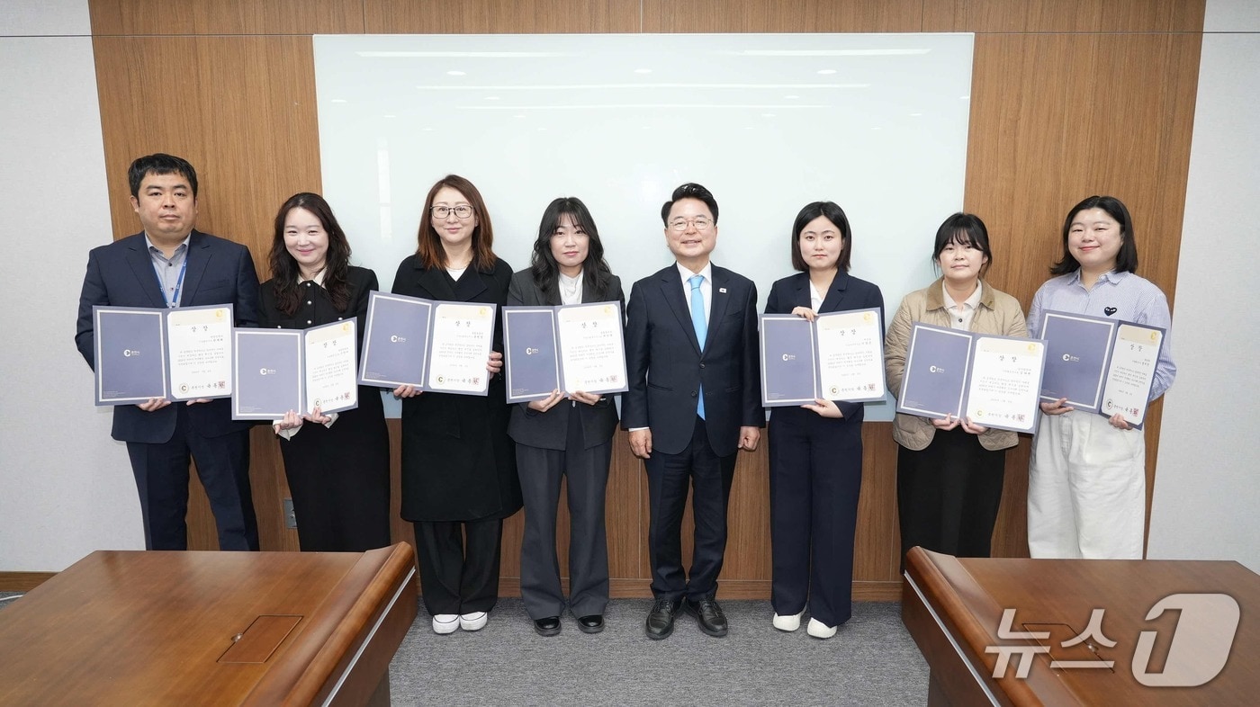 강원 춘천시, 적극행정 우수사례 6건 선정 시상.(춘천시 제공, 재판매 및 DB금지)