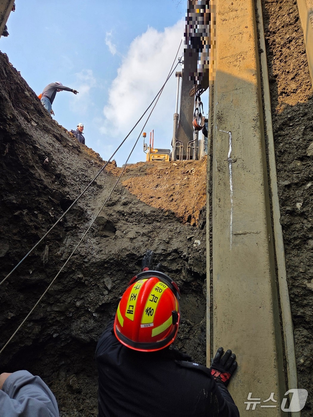 청양 남양면 온직리 사고 현장. (청양소방서 제공, 재판매 및 DB금지) / 뉴스1