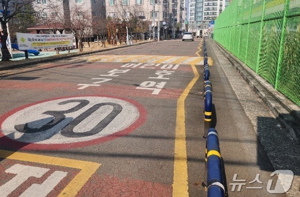 경북교육청은 10일 국민권익위원회 주관으로 20일까지 도내 초중고등학교와 특수학교, 각종학교를 대상으로 ‘통학로 안전 실태조사’를 실시한다. /뉴스1