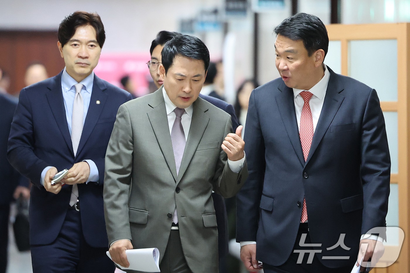 4월 보선 시계 빨라지는 강릉...국힘 '권성동 이후' 새판 짜기 시작 - 뉴스 썸네일 이미지