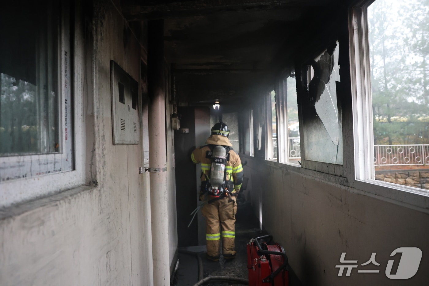 제천 아파트 화재 현장.