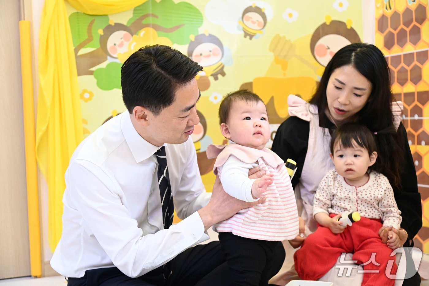 대구 달성군은 0세반과 장애아반의 교사 1인당 아동 수를 기존 3명에서 2명 이하로 줄여 보육 환경 개선에 나섰다.(대구 달성군 제공. 재판매 및 DB금지)