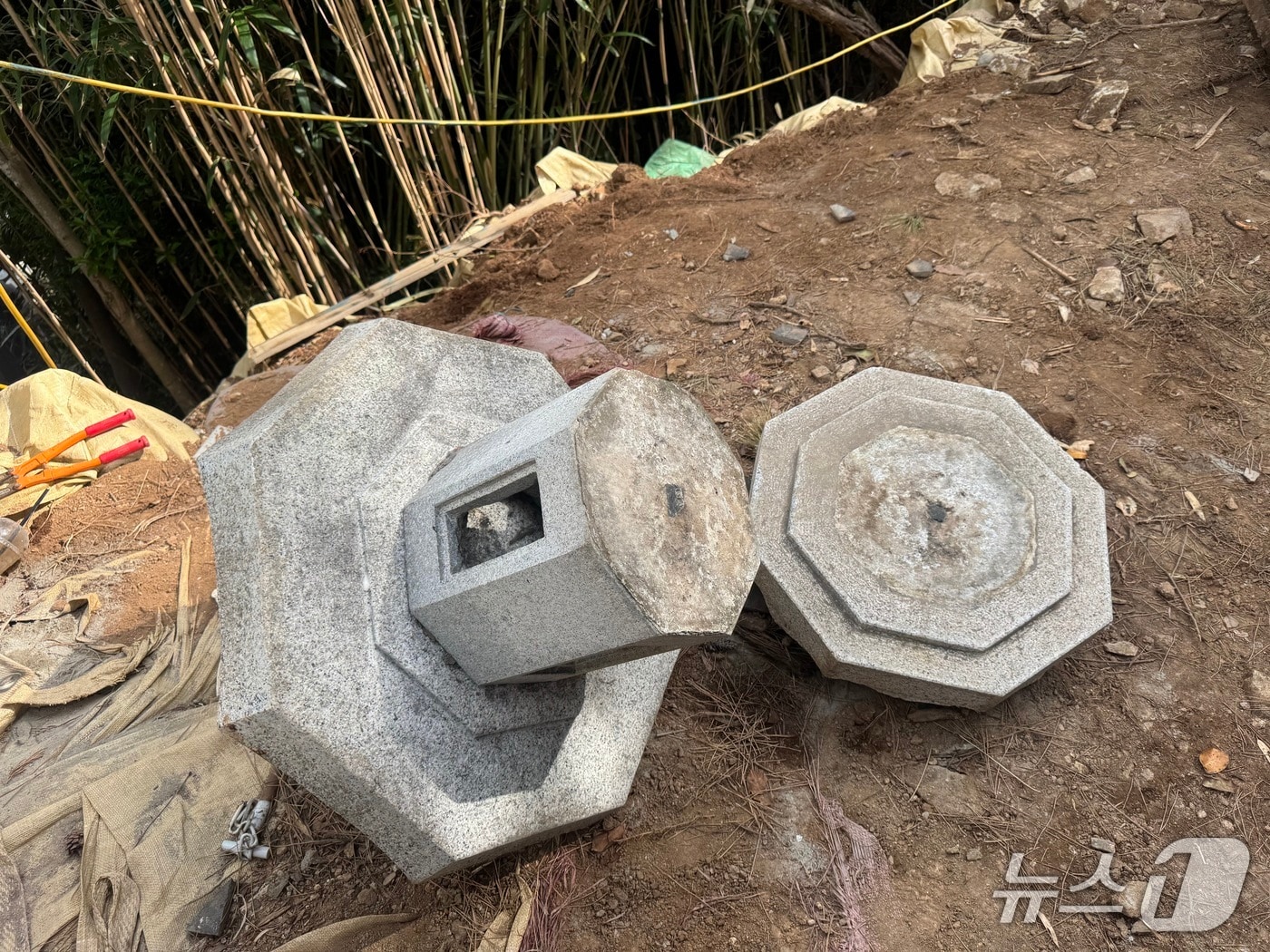 해동용궁사 사고 현장 모습. (부산시소방본부 제공. 재판매 및 DB금지)