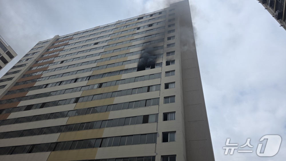 화재 현장 모습.(전북 소방 제공. 재판매 및 DB 금지)