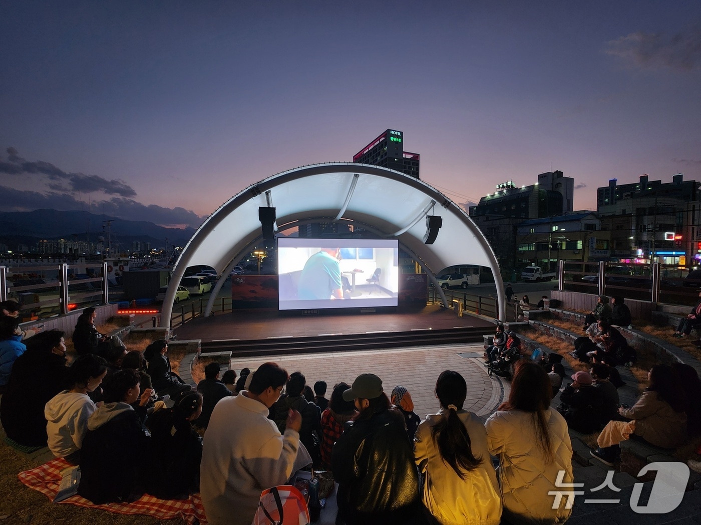 속초 선셋시네마.(속초시 제공, 재판매 및 DB 금지) 2026.4.14/뉴스1