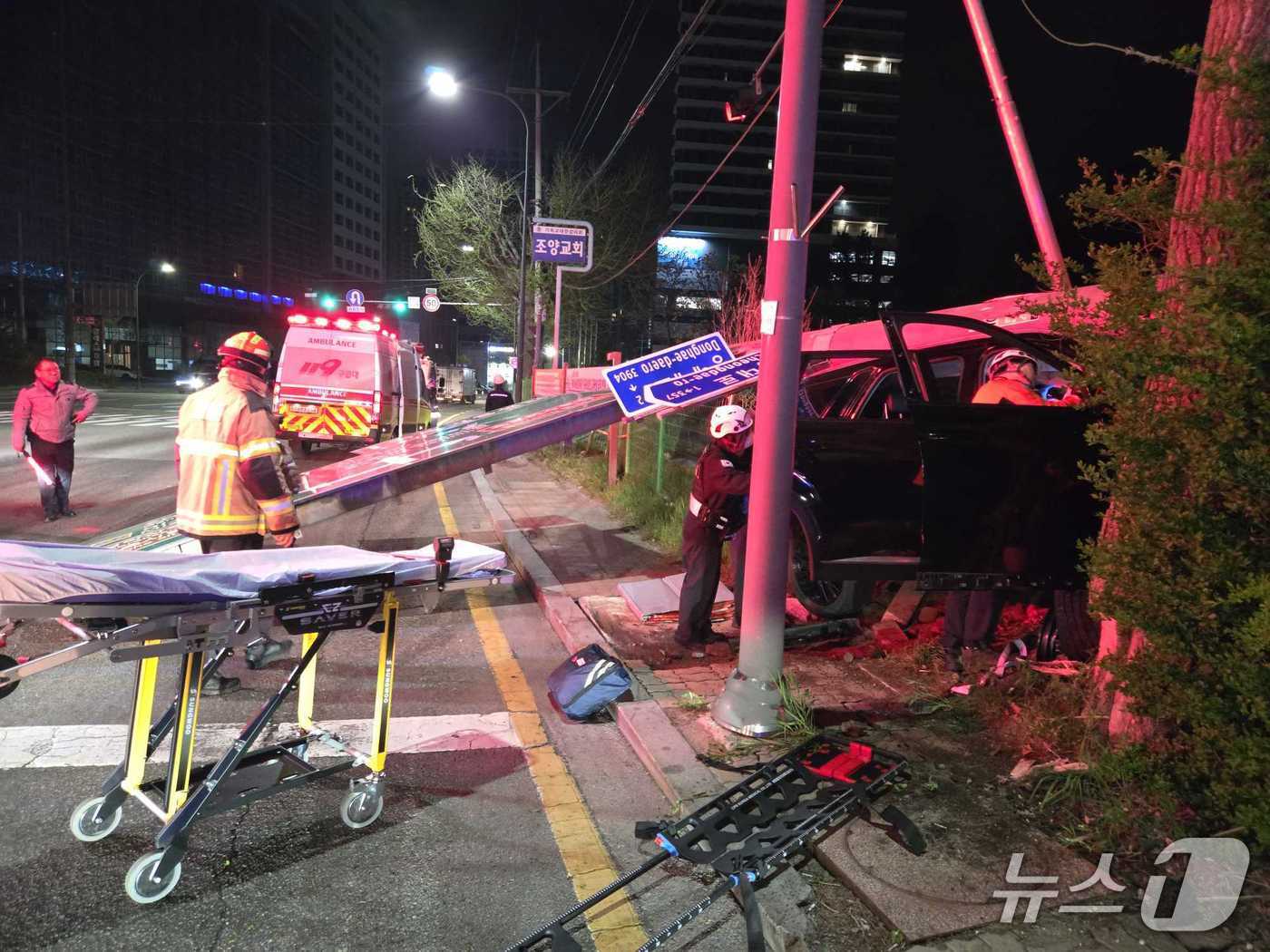 속초 조양동 조양교차로 사고 현장.(강원도소방본부 제공, 재판매 및 DB금지)