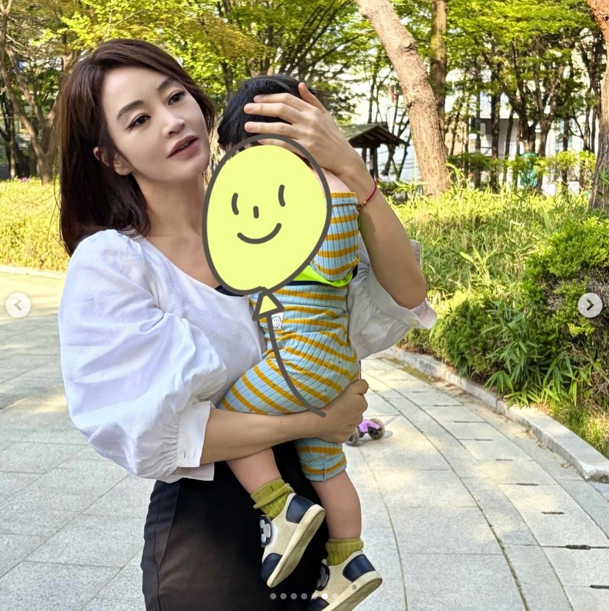 김혜수 인스타그램