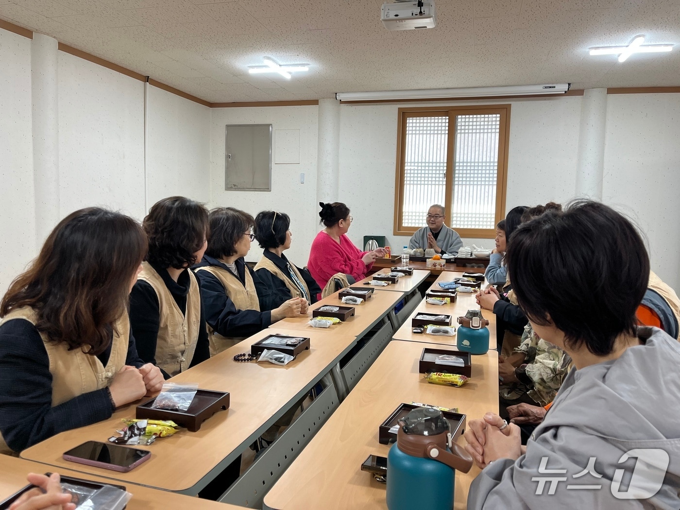 남양주보건소 치매안심센터의 치매가족 템플스테이 프로그램 (사진 남양주시) /뉴스1