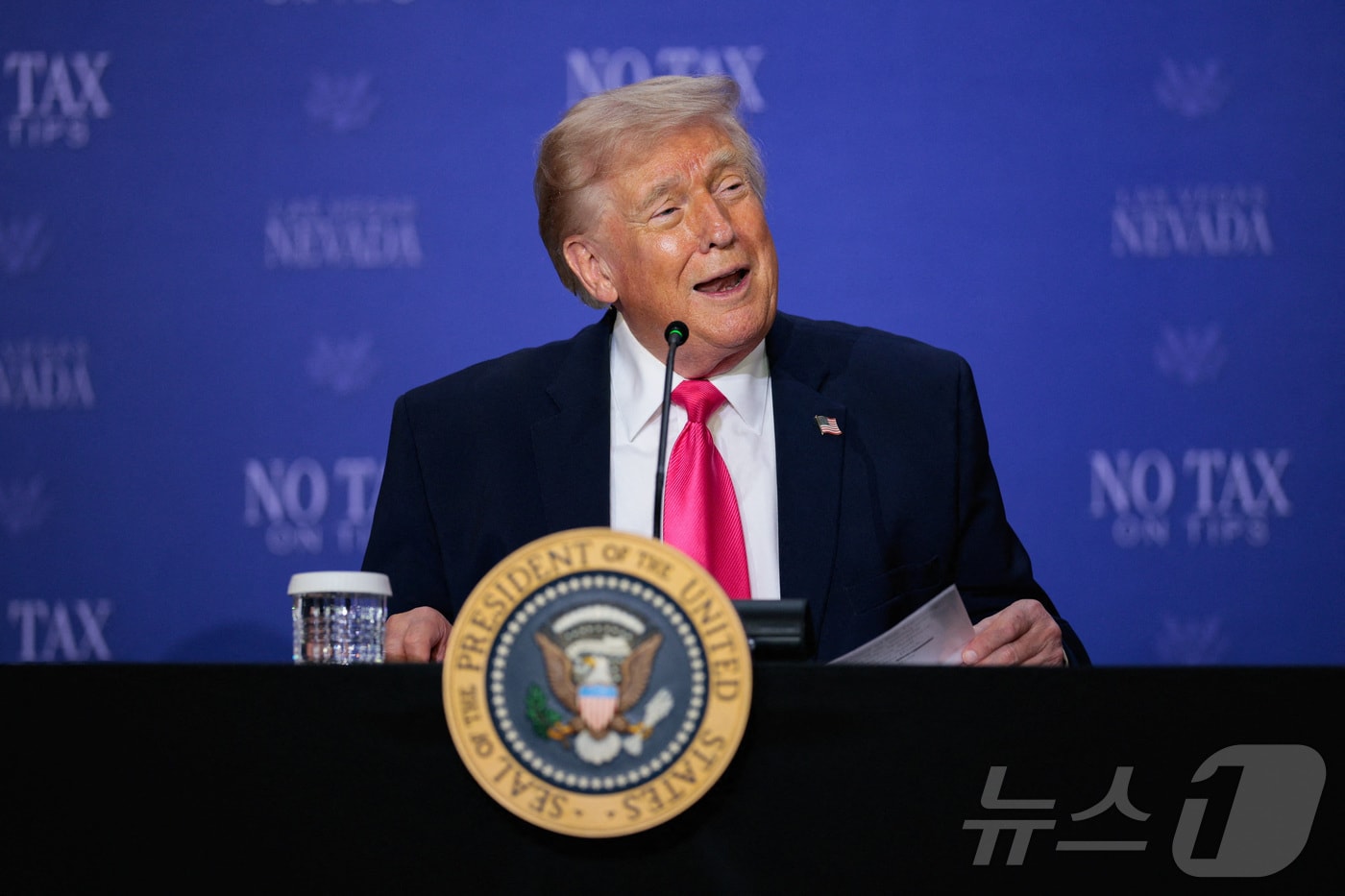 도널드 트럼프 미국 대통령이 16일(현지시간) 네바다주 라스베이거스에서 열린 감세 원탁회의에서 연설하고 있다. 2026.4.16 ⓒ 로이터=뉴스1