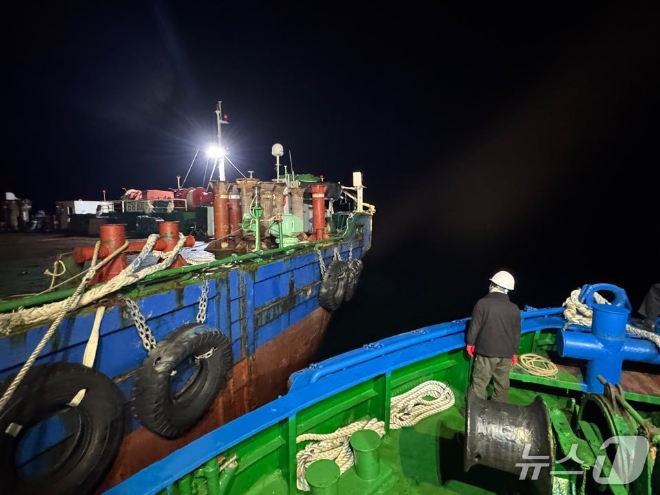 사고 현장 모습.(군산해경 제공. 재판매 및 DB 금지)