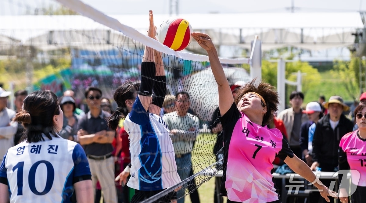 제32회 LG주부배구대회 결승전 모습(LG경북협의회 제공. 재판매 및 DB금지)/뉴스1