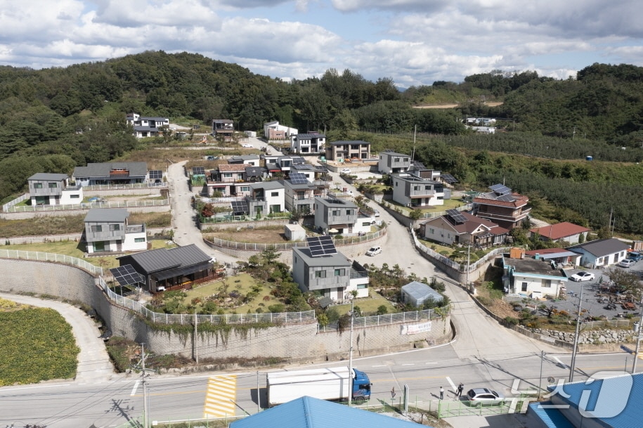 경북 영주시의 태양광 설비 설치 모습.(영주시 제공. 재판매 및 DB 금지)2026.4.2/뉴스1