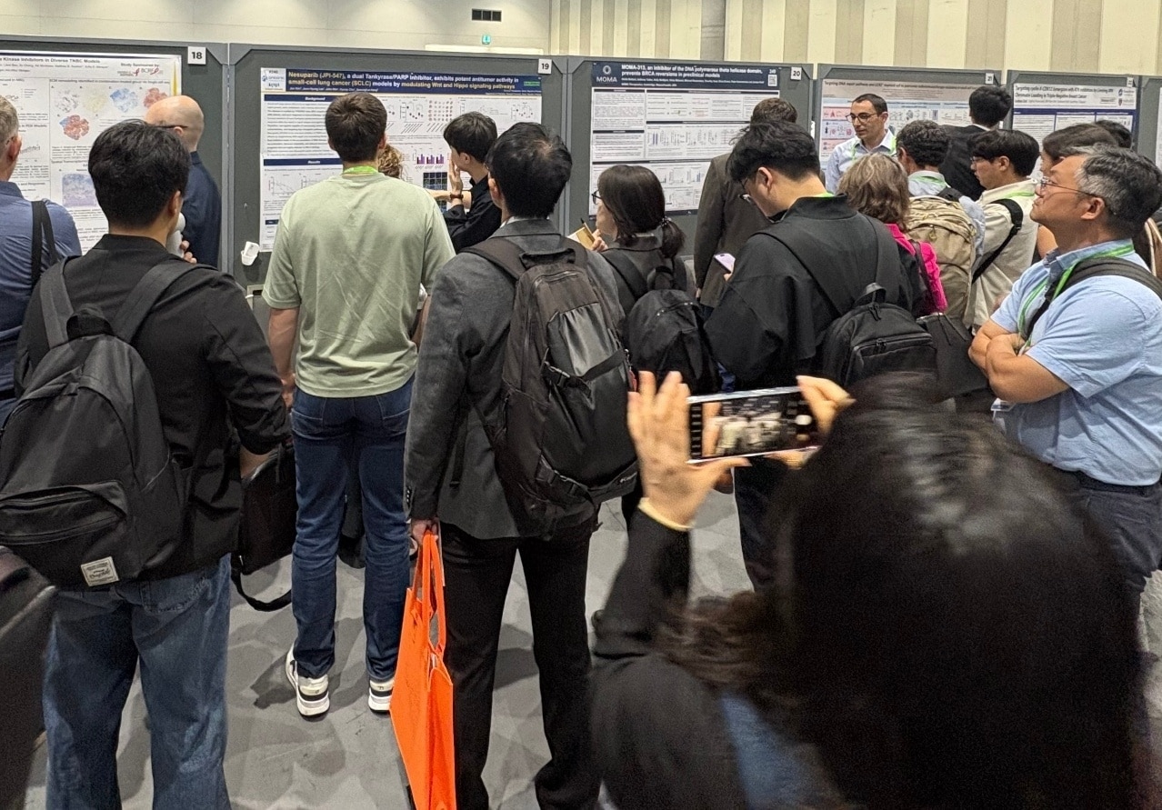 온코닉테라퓨틱스가 현지시간 19일 미국 샌디에이고에서 열린 '2026미국암연구학회'(AACR 2026)에서 난치성 암종인 소세포폐암(SCLC) 치료를 겨냥한 항암신약 후보 '네수파립'(Nesuparib)의 비임상 연구 결과를 발표했다. (제일약품 제공)