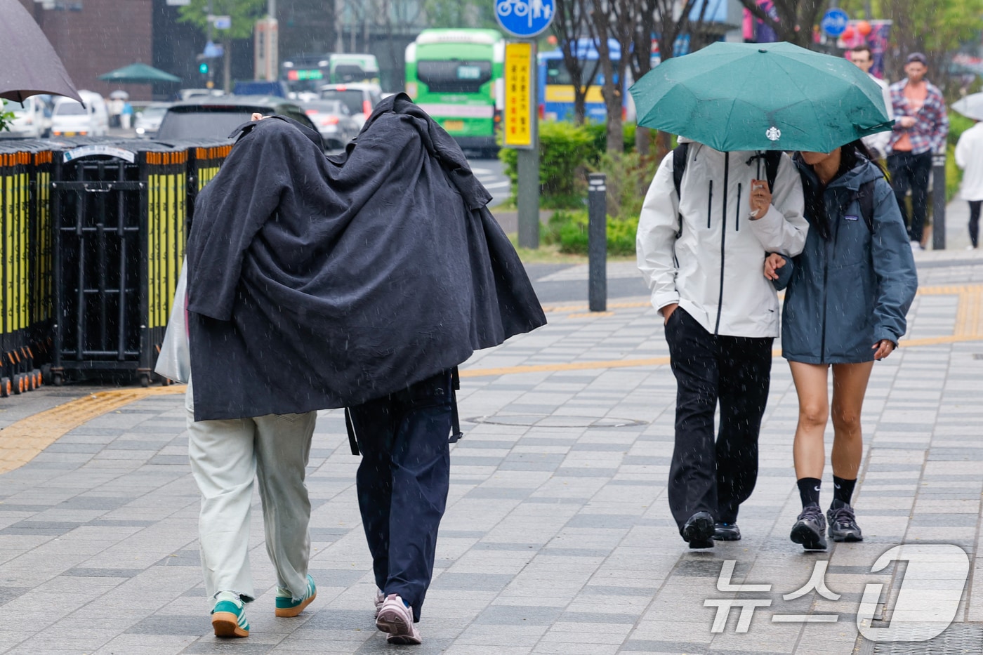 비 내리는 날. 2026.4.20 ⓒ 뉴스1 안은나 기자