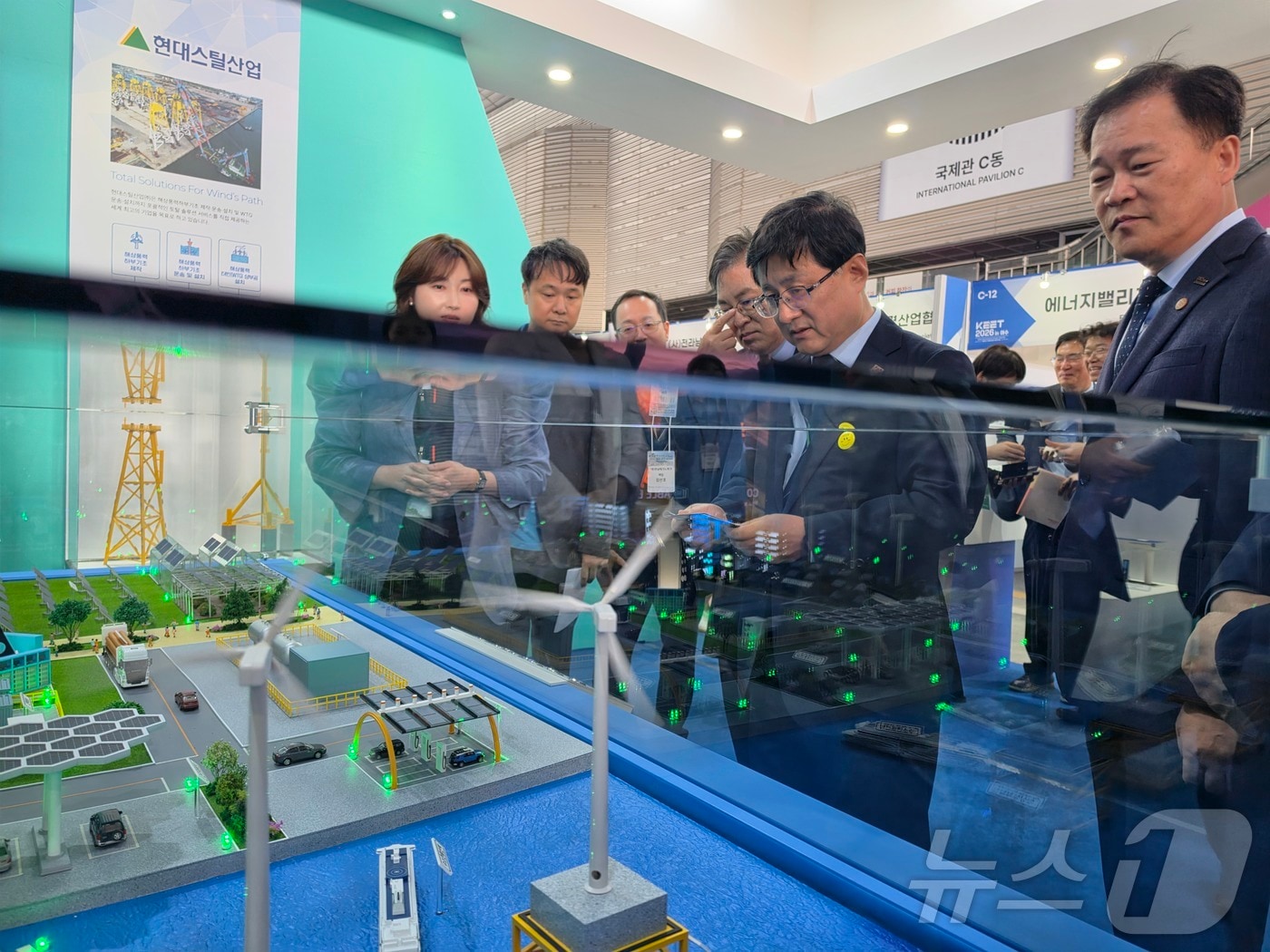 여수서 'AI 시대 에너지 전략대화'…전력망·재생에너지 해법 모색