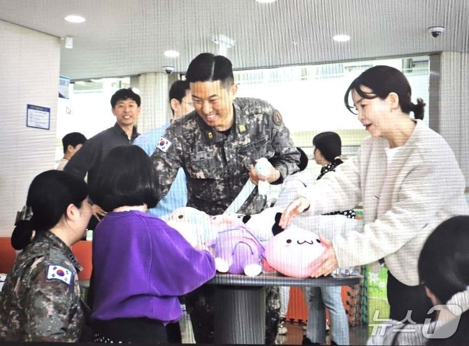  장애인의날 행사(육군1군수지원사령부 예하 전승대대 제공/뉴스1)