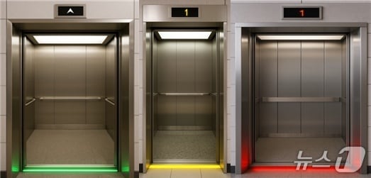 승강기 출입문 안전 신호등 설치 사진 예시.(부산시 제공. 재판매 및 DB금지)