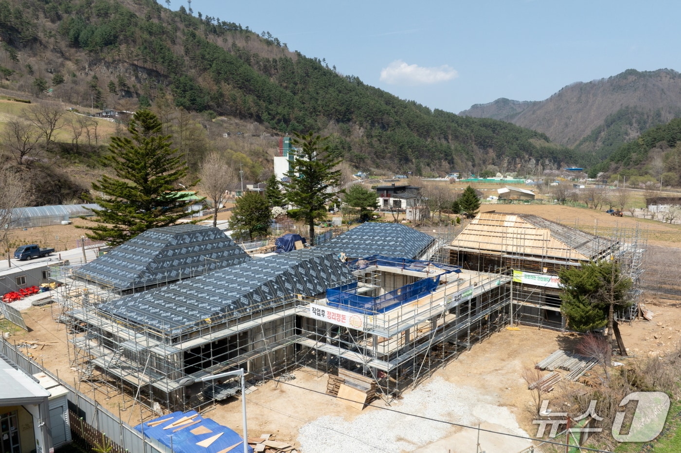 강원 정선군 화암면 그림바위마을 아트플랫폼 조성사업 현장 자료 사진. (정선군 제공. 재판매 및 DB금지) 2026.4.21/뉴스1