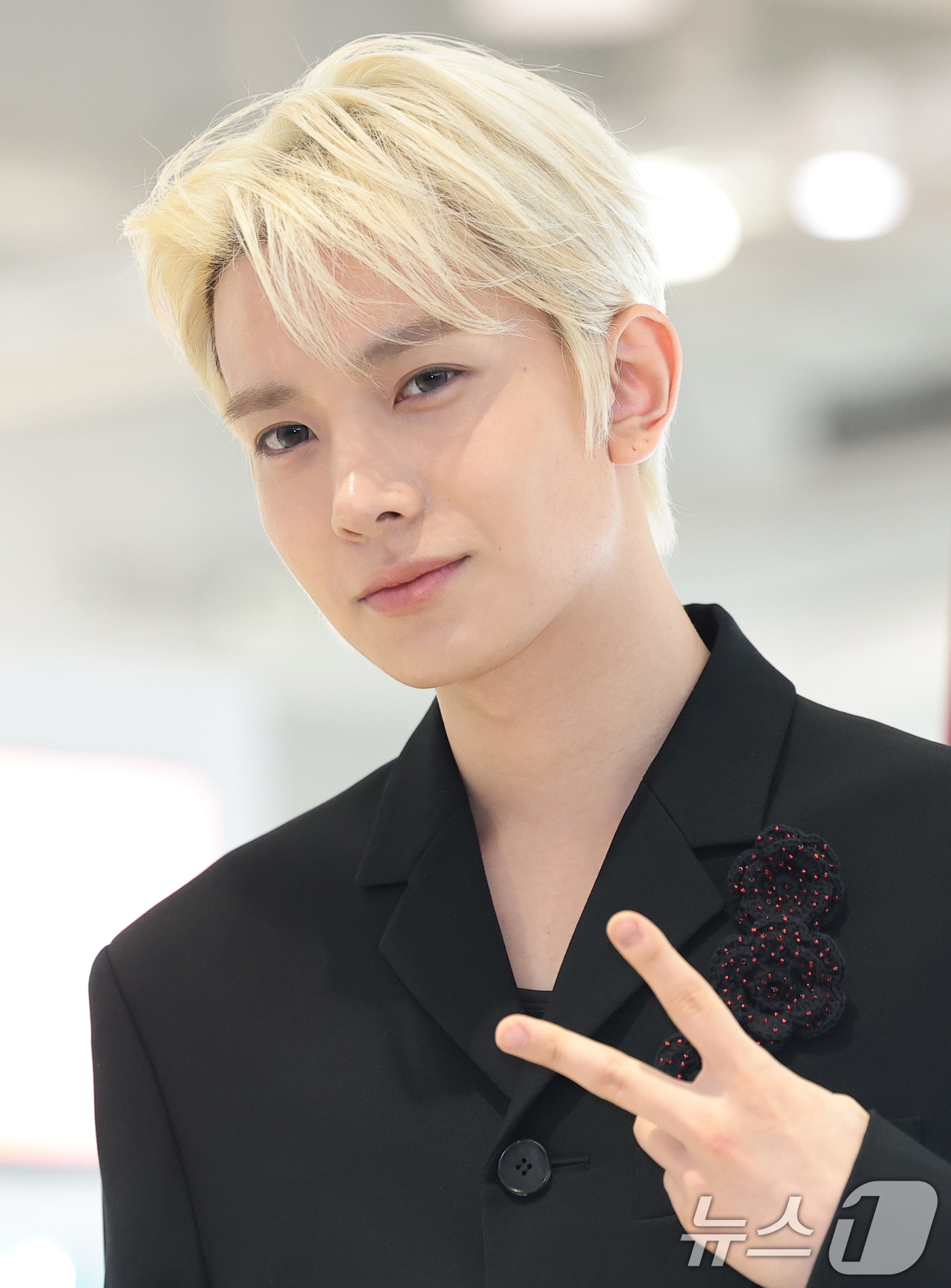 엔하이픈 출신 희승, 에반으로 본격 솔로 활동...'케이콘 LA 2026'도 출격 - 뉴스 썸네일 이미지