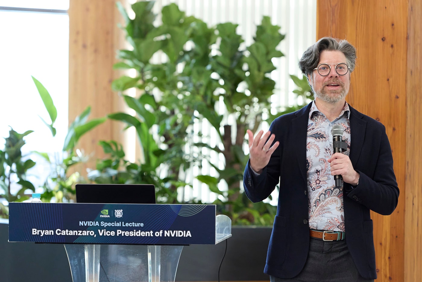 서울대 찾은 엔비디아…"AI연구 혁신 고성능 인프라, 활용 지원해야"