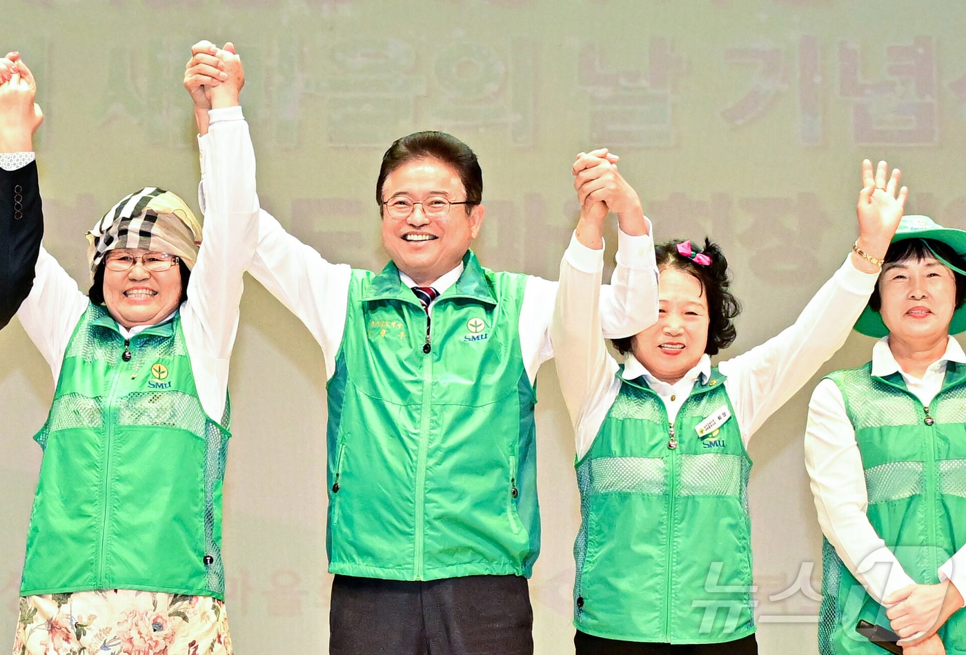 22일 이철우 국민의힘 경북도지사 후보는 새마을의 날을 맞아 ‘제3세대 새마을운동’ 공약을 발표했다. /뉴스1