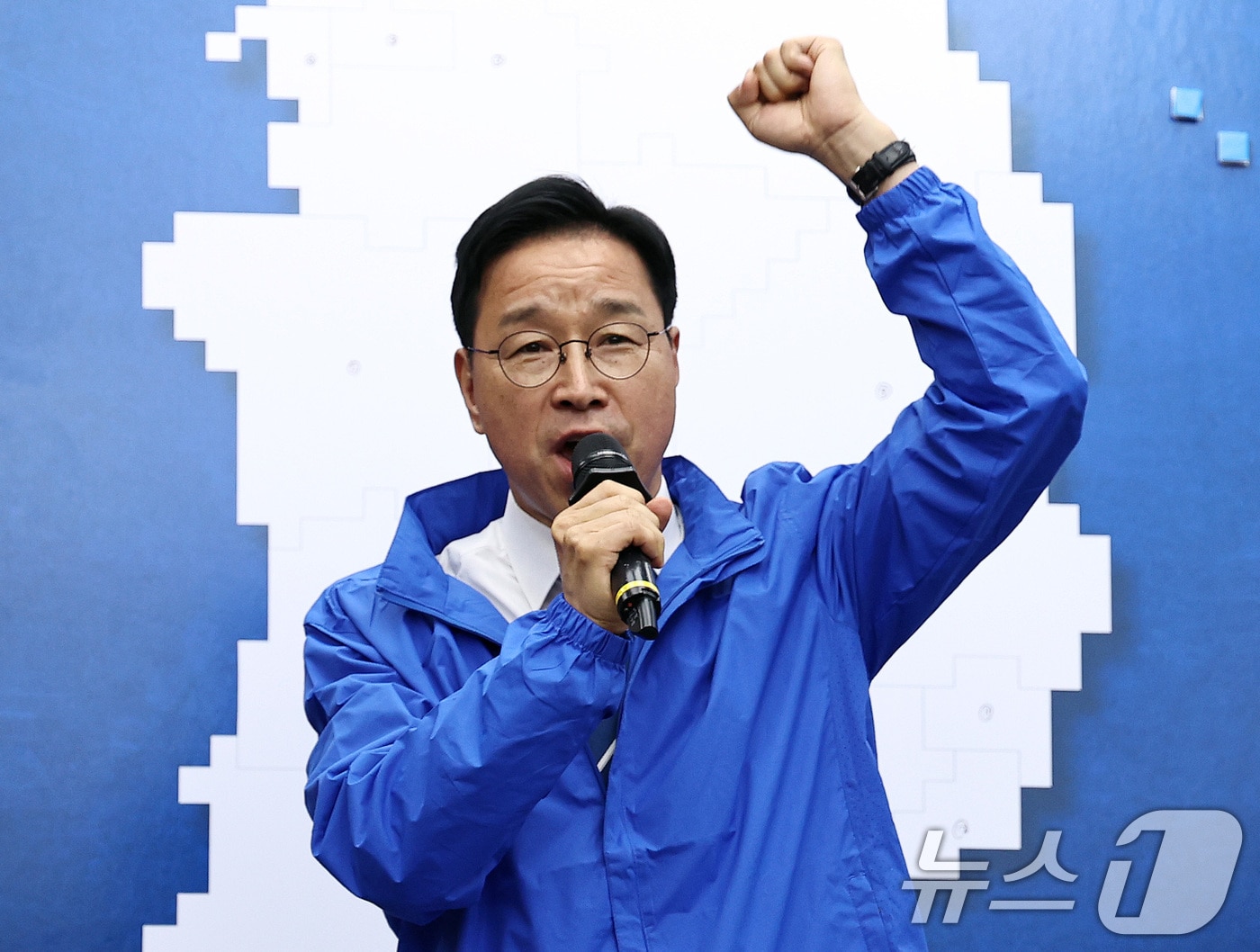 위성곤 더불어민주당 제주도지사 후보가 지난달 23일 서울 여의도 국회에서 열린 6·3 지방선거 광역단체장 후보 연석회의에서 각오를 밝히고 있다. 2026.4.23 ⓒ 뉴스1 구윤성 기자