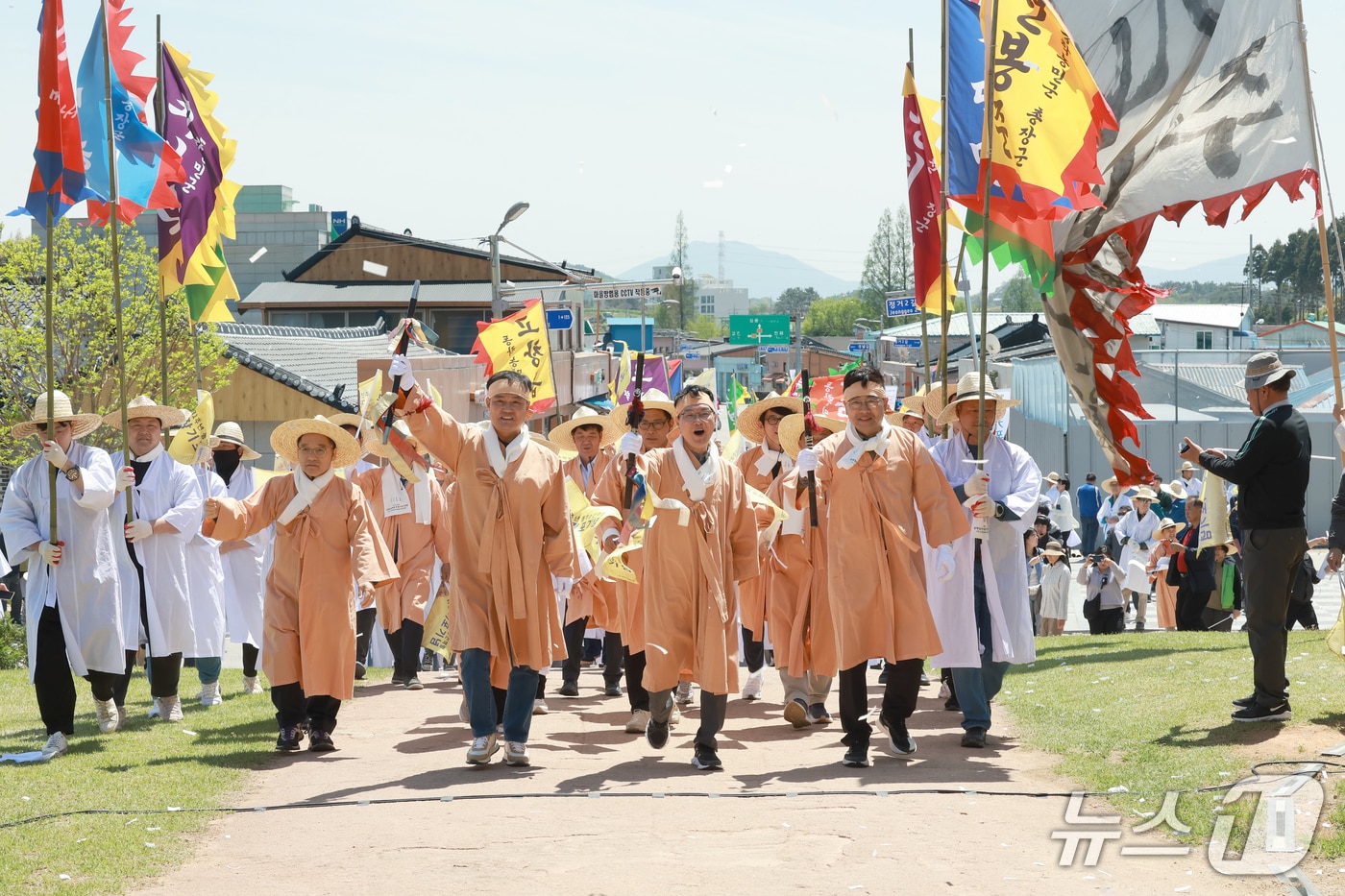 동학 진격로 걷기 행사 현장.(고창동학농민혁명기념사업회 제공. 재판매 및 DB금지)