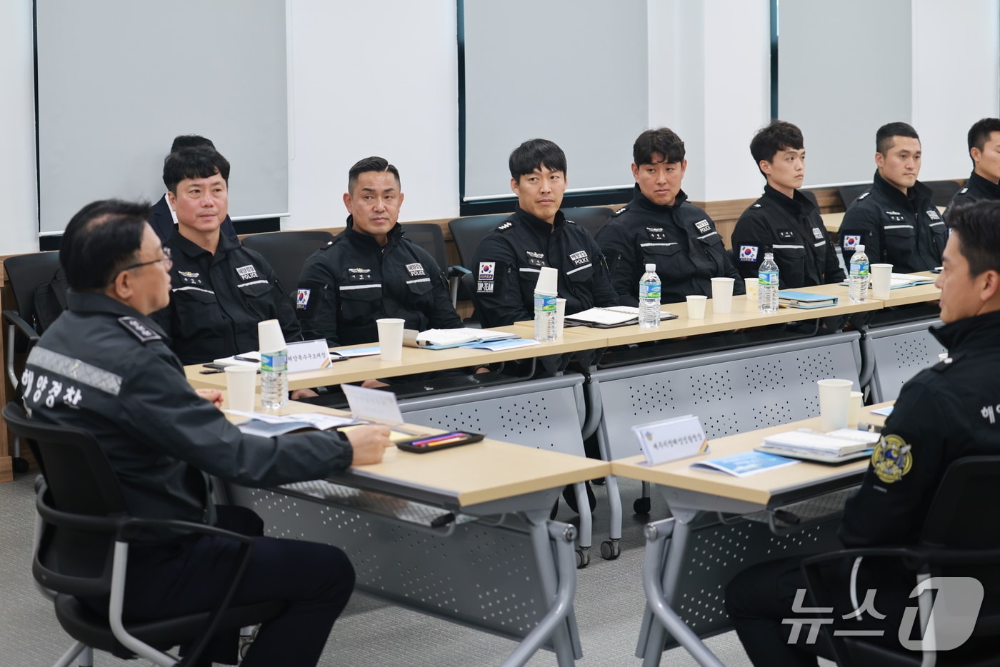 제주 찾은 장인식 해경청장 직무대행(제주해경청 제공. 재판매 및 DB금지)/뉴스1