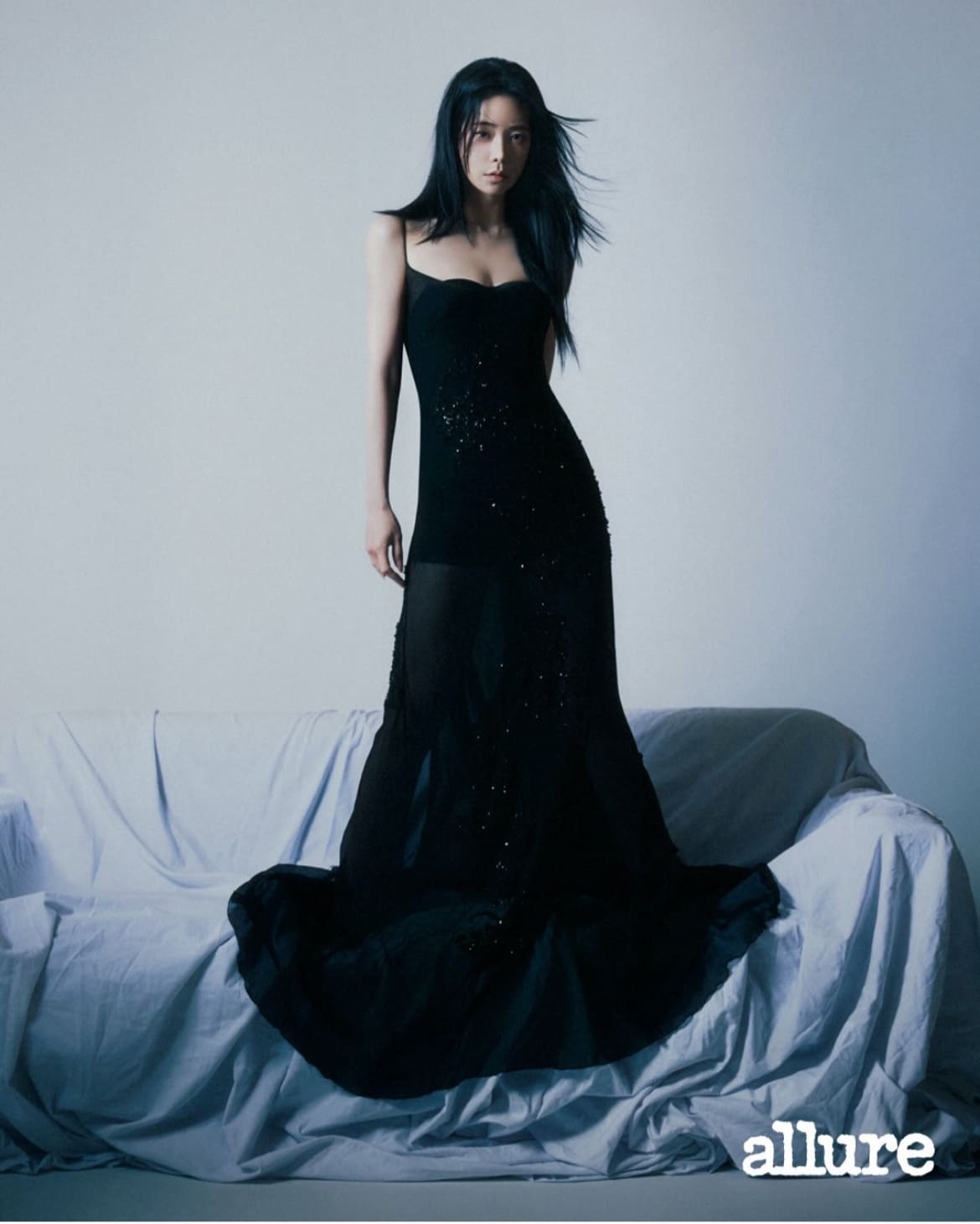 사진 = 임지연 인스타그램/ 얼루어 