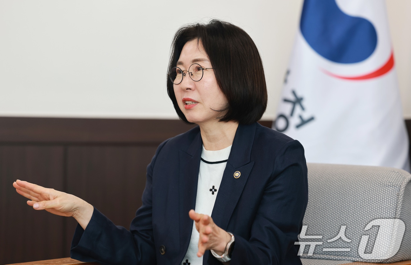 이미선 기상청장이 서울 동작구 기상청에서 뉴스1과 인터뷰를 갖고 있다. ⓒ 뉴스1 임세영 기자