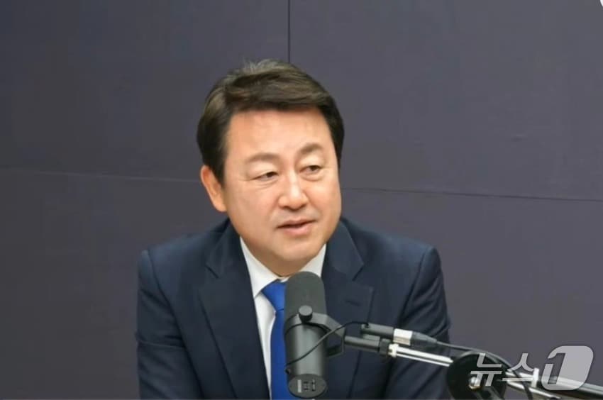  김용남 더불어민주당 경기 평택을 국회의원 재선거 후보. (김태현의 정치쇼 유튜브 갈무리) ⓒ 뉴스1