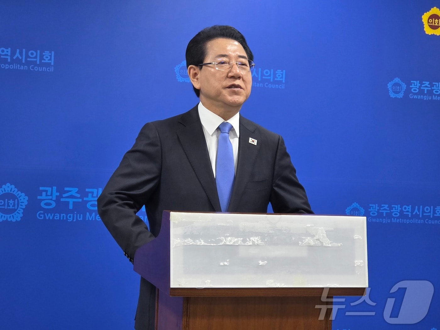 김영록 전남지사가 29일 광주시의회 브리핑룸서 기자회견을 하고 있다. ⓒ 뉴스1 서충섭 기자
