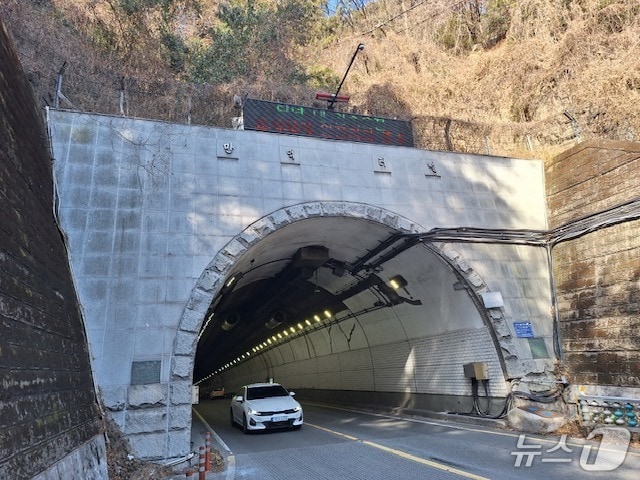 부산 만덕 1터널 전경.(부산시 제공. 재판매 및 DB금지)