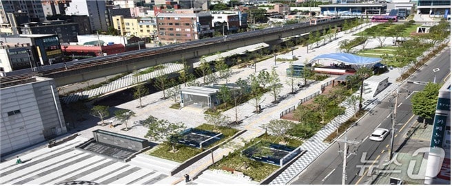 작년 사상구 사상역 문화숲 도시바람길숲 조성사업 완료 모습.(부산시 제공. 재판매 및 DB금지)