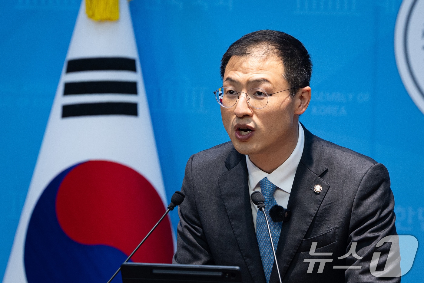 김상욱 더불어민주당 울산시장 예비후보가 7일 서울 여의도 국회 소통관에서 산업용 전기요금 지역별 차등화 제안 기자회견을 하고 있다. 2026.4.7 ⓒ 뉴스1 유승관 기자